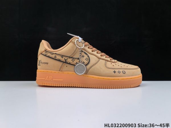 Nike Air Force 1 x LV