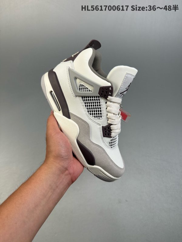 Air Jordan 4 Retro