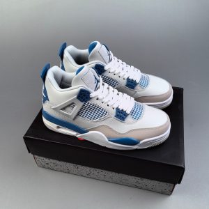Air Jordan 4 Retro 'Military
