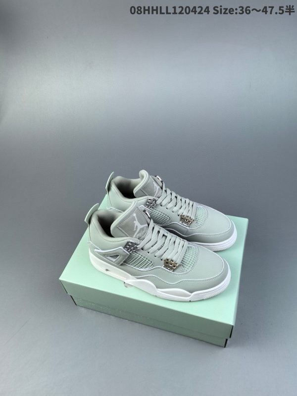 Air Jordan 4 Retro 'Seafoam