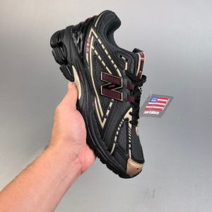 New Balance 1906
