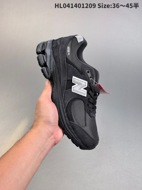 New Balance 2002