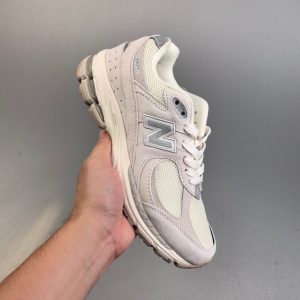 New Balance 2002