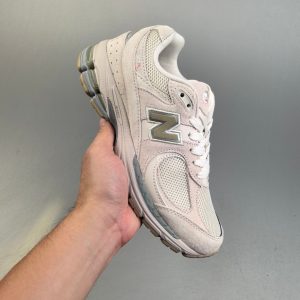 New Balance 2002