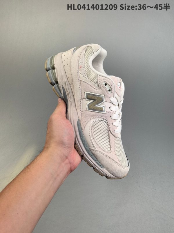 New Balance 2002