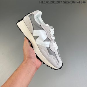 New Balance 327