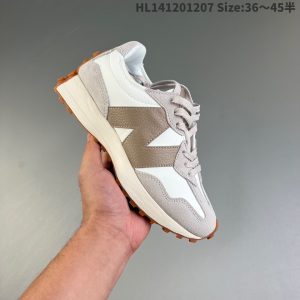 New Balance 327