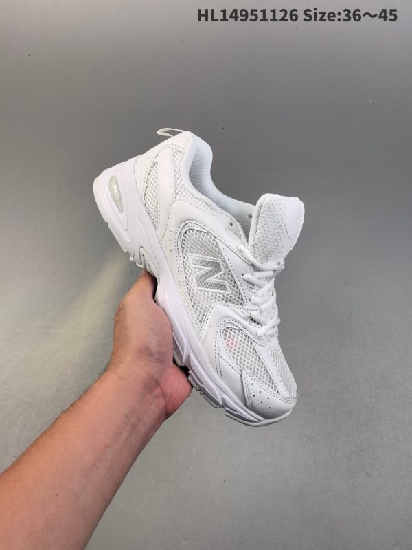 New Balance 530
