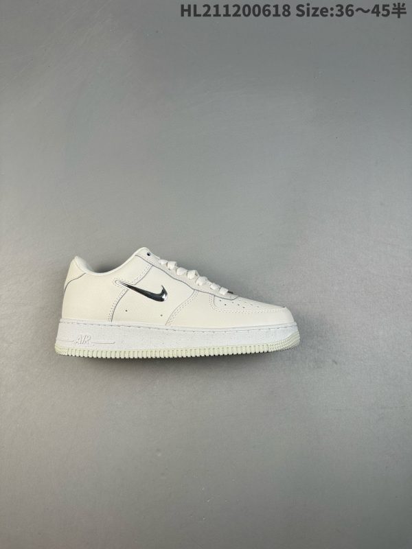 Nike Air Force 1 Low