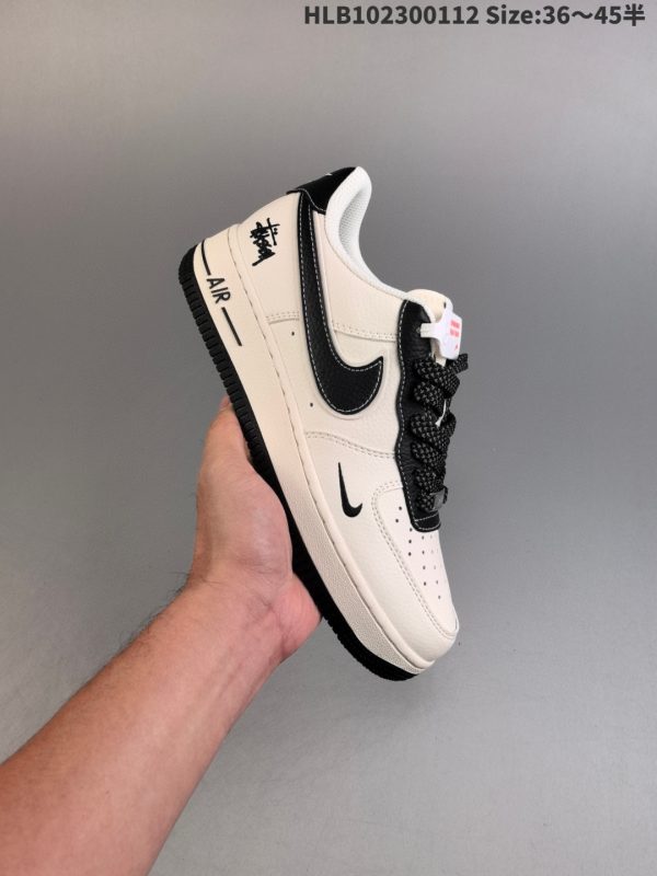 Nike Air Force 1'07 x Stussy