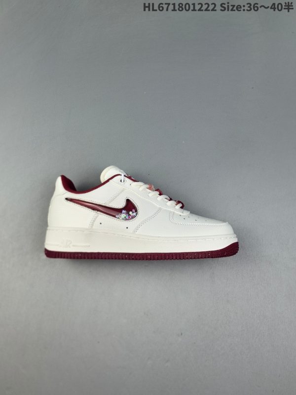 Nike Air Force 1 Low