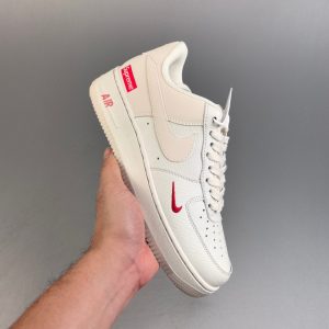 Nike Air Force 1 Low x Supreme