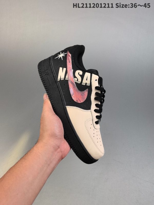 Nike Air Force 1 x NASA