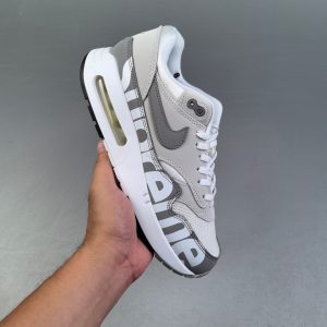 Nike Air Max 1 OG X Supreme