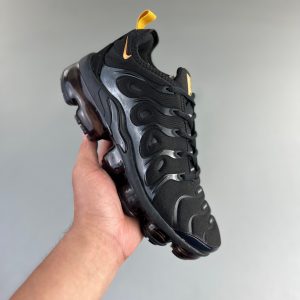 Nike Air VaporMax Plus