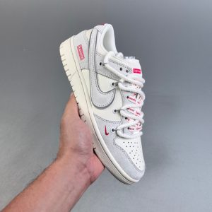 Nike Dunk SB Low x Stussy x Supreme