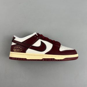 Nike SB Zoom Dunk Low