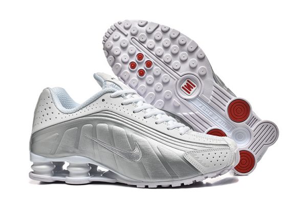 Nike Shox R4